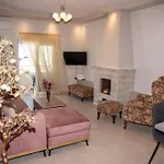 Mariangelas House * העיירה קוס