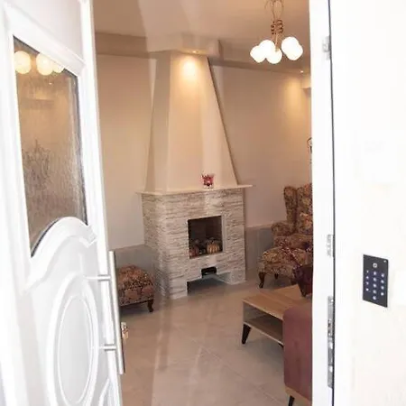 Mariangelas House