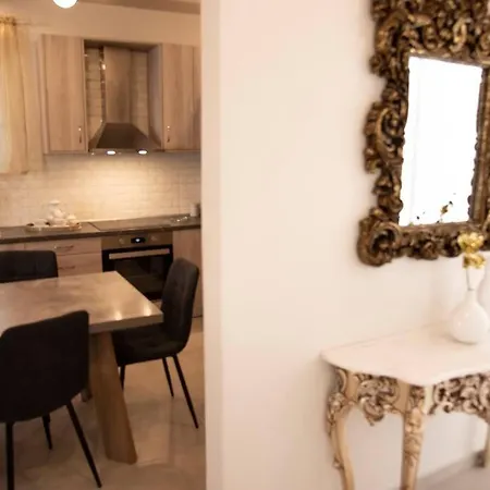 Mariangelas House 아파트 *