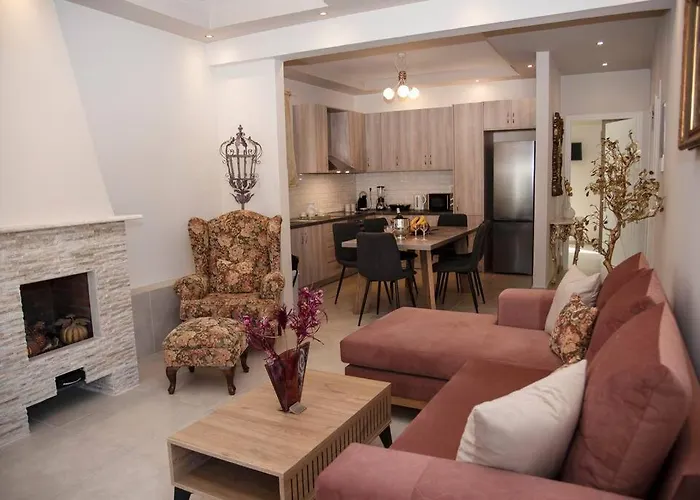 Mariangelas House Апартаменти *